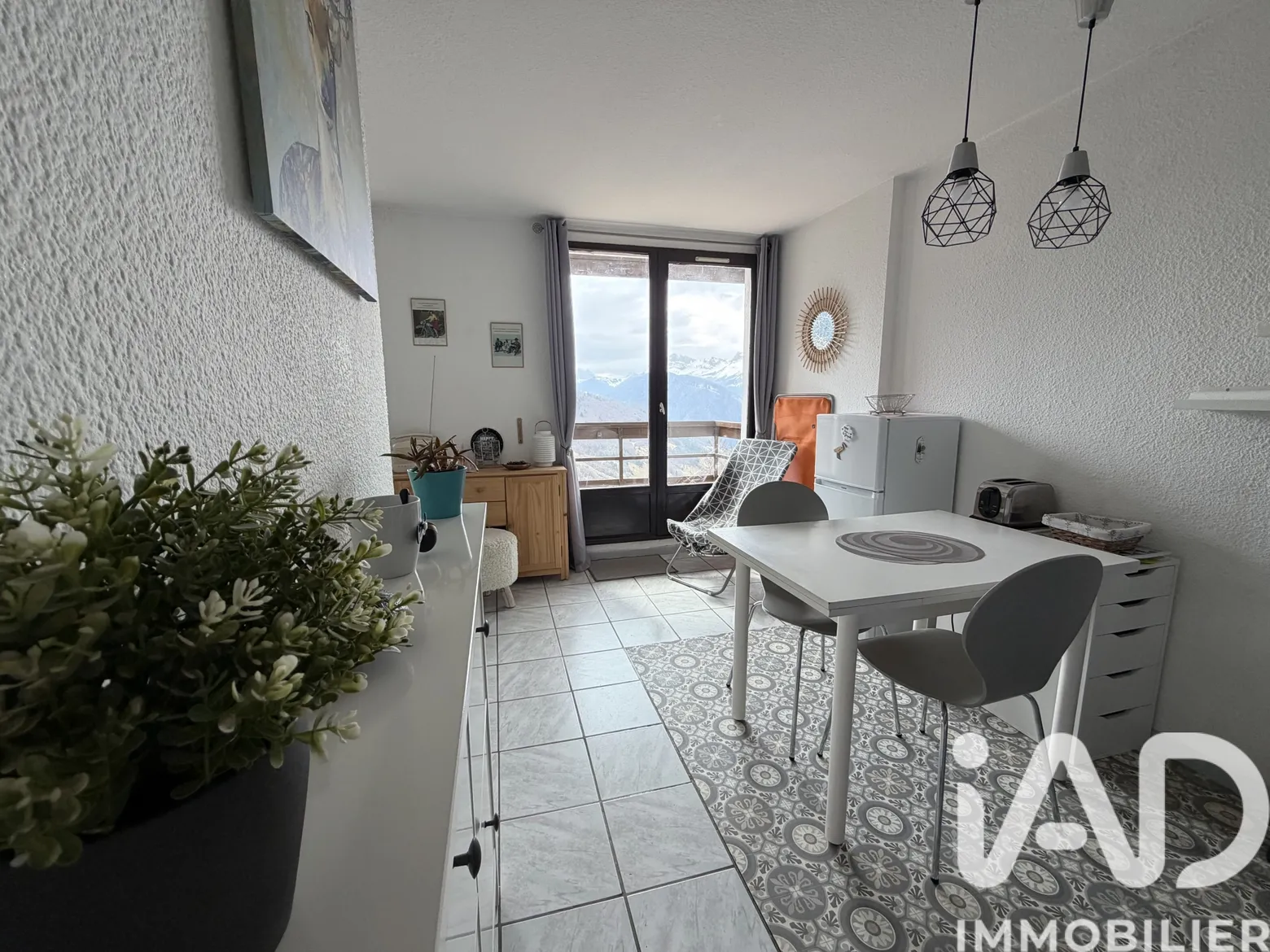 Appartement 2 pièces, 27 m2 à Château-Bernard